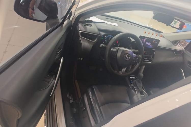 Used Toyota Corolla Cross 2023 2.0L Elite Edition Driver Seat