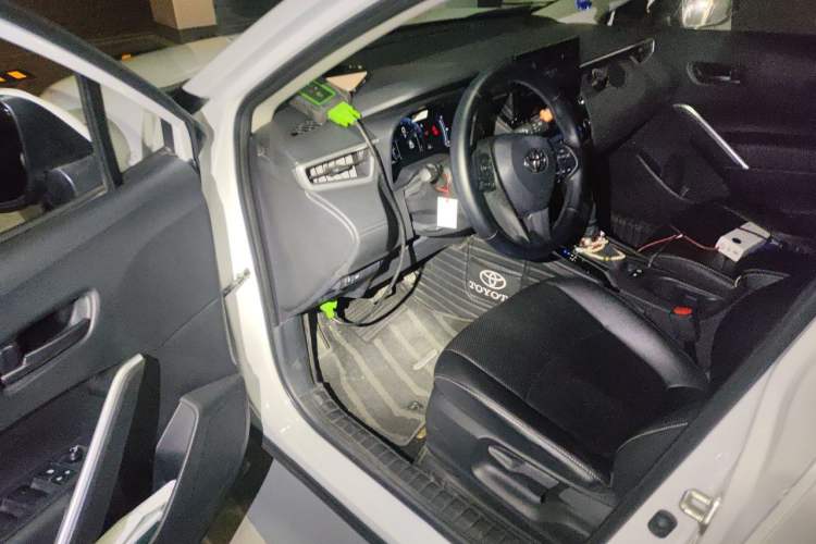 Used Toyota Corolla Cross 2023 2.0L Elite Edition Driver Seat