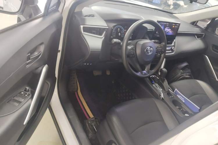 Used Toyota Corolla Cross 2023 2.0L Elite Edition Driver Seat