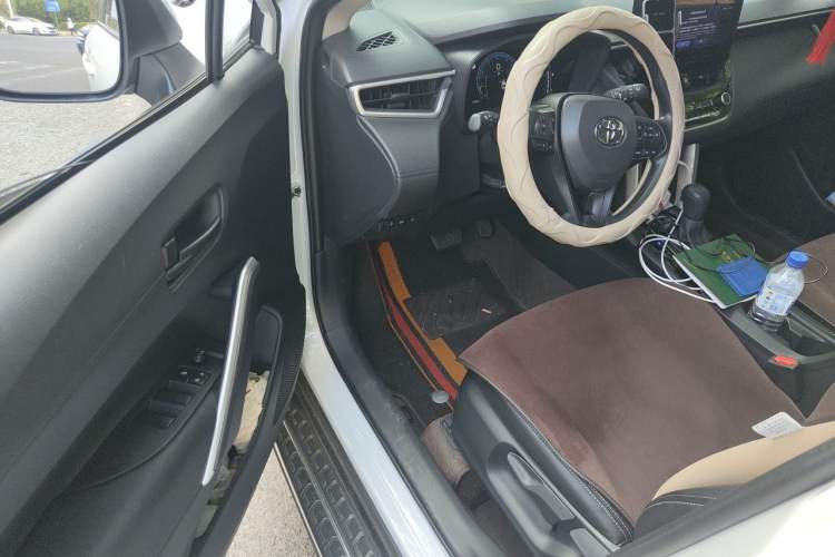 Used Toyota Corolla Cross 2023 2.0L Elite Edition Driver Seat