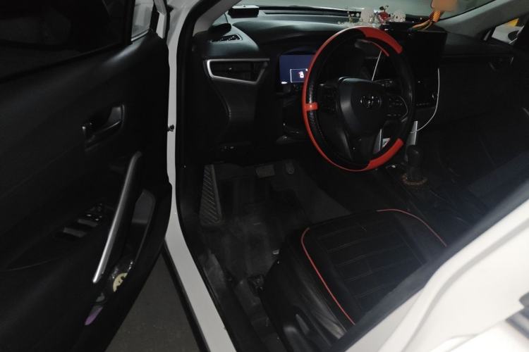 Used Toyota Corolla Cross 2023 2.0L Elite Edition Driver Seat