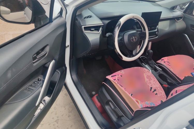 Used Toyota Corolla Cross 2023 Dual-Motor 2.0L Pioneer Edition Driver Seat