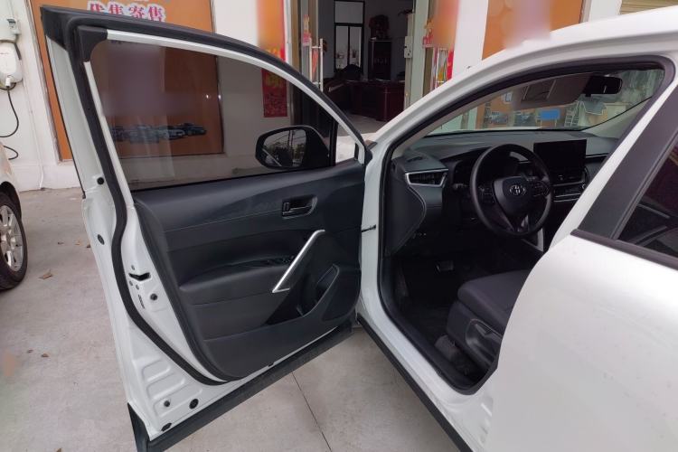 Used Toyota Corolla Cross 2023 2.0L Elite Edition Driver Seat