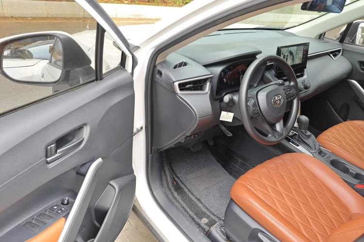 Used Toyota Corolla Cross 2023 2.0L Pioneer Edition Driver Seat