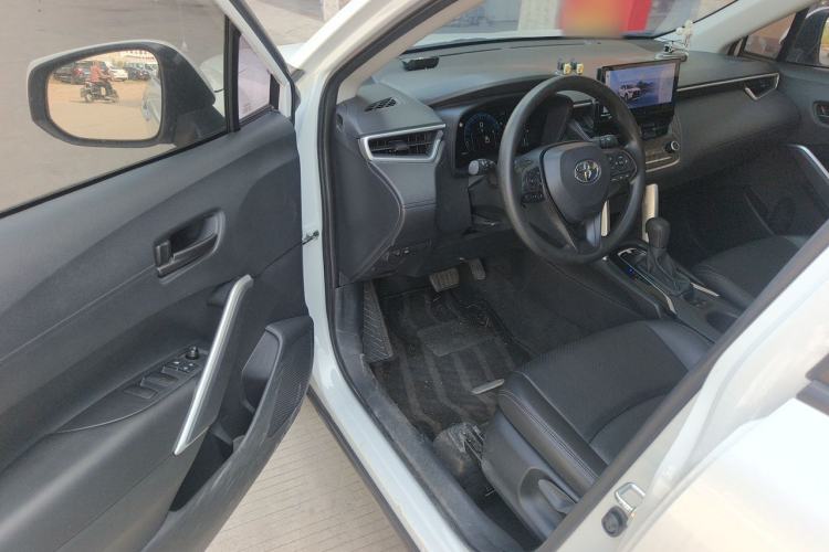 Used Toyota Corolla Cross 2023 2.0L Elite Edition Driver Seat