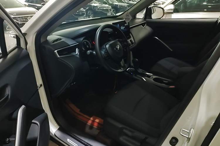 Used Toyota Corolla Cross 2023 2.0L Pioneer Edition Driver Seat