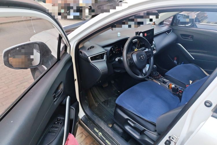 Used Toyota Corolla Cross 2023 Dual-Motor 2.0L Pioneer Edition Driver Seat