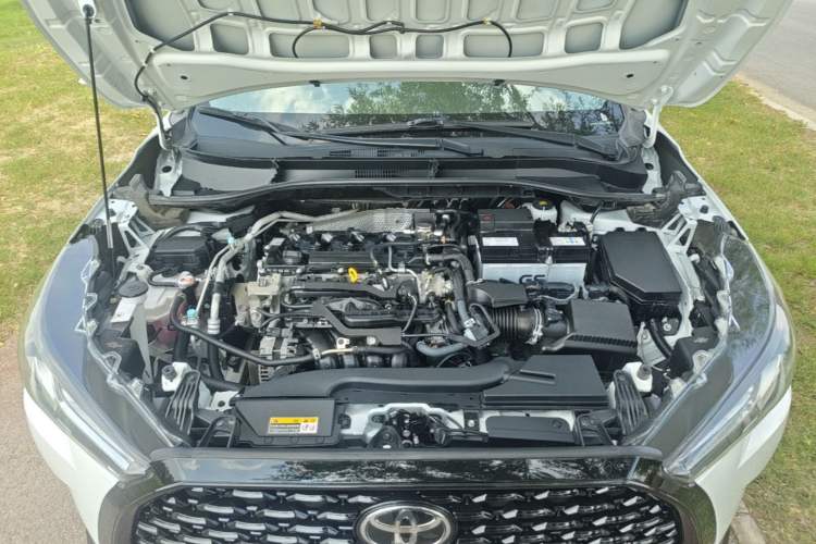 Used Toyota Corolla Cross 2023 2.0L Pioneer Edition Engine Bay