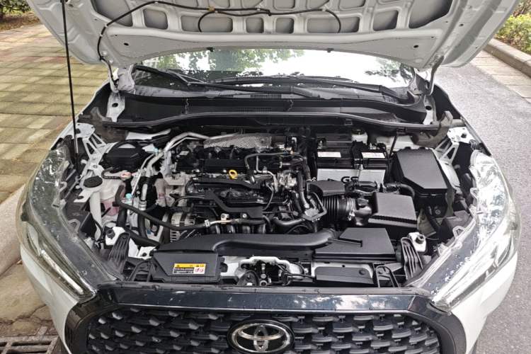 Used Toyota Corolla Cross 2023 2.0L Pioneer Edition Engine Bay