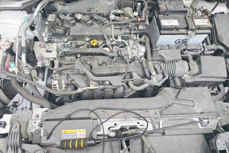 Used Toyota Corolla Cross 2023 2.0L Elite Edition Engine Bay
