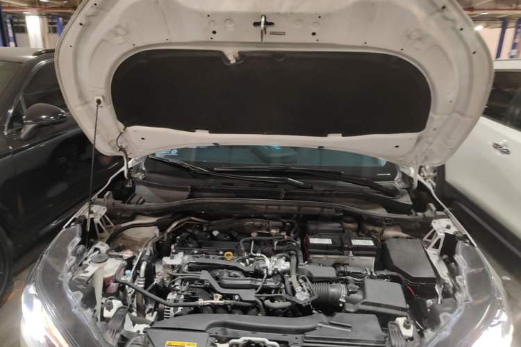 Used Toyota Corolla Cross 2023 2.0L Elite Edition Engine Bay