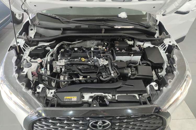 Used Toyota Corolla Cross 2023 2.0L Pioneer Edition Engine Bay