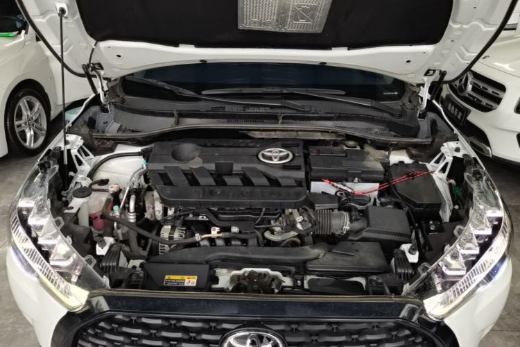 Used Toyota Corolla Cross 2023 2.0L Elite Edition Engine Bay