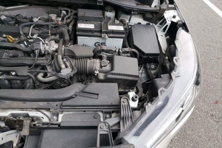 Used Toyota Corolla Cross 2023 2.0L Elite Edition Engine Bay Left