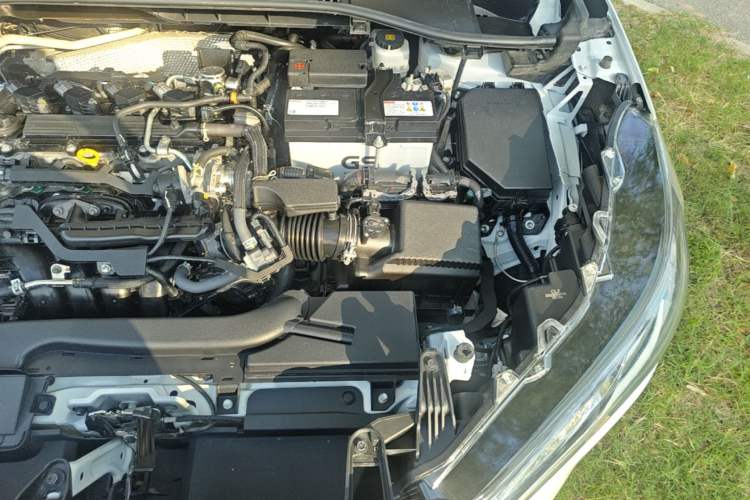 Used Toyota Corolla Cross 2023 2.0L Pioneer Edition Engine Bay Left