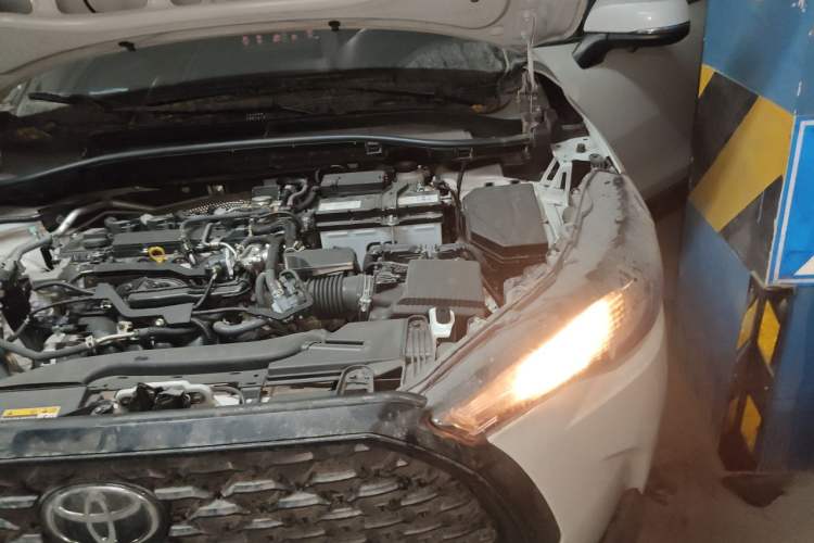 Used Toyota Corolla Cross 2023 2.0L Elite Edition Engine Bay Left