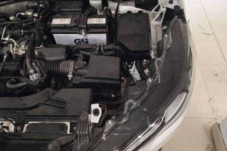Used Toyota Corolla Cross 2023 2.0L Elite Edition Engine Bay Left