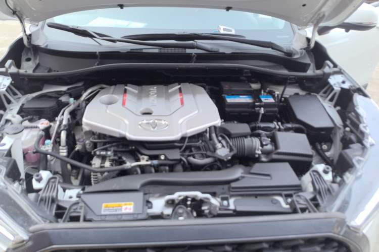 Used Toyota Corolla Cross 2023 2.0L Pioneer Edition Engine Bay