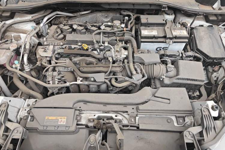 Used Toyota Corolla Cross 2023 2.0L Elite Edition Engine Bay