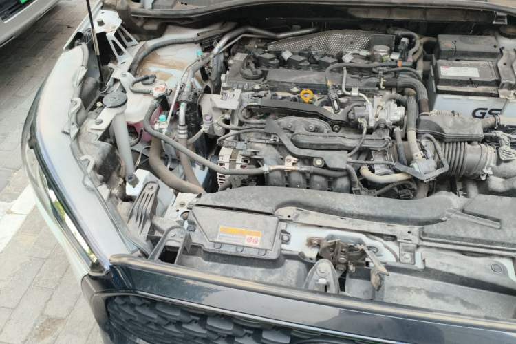 Used Toyota Corolla Cross 2023 2.0L Elite Edition Engine Bay Right
