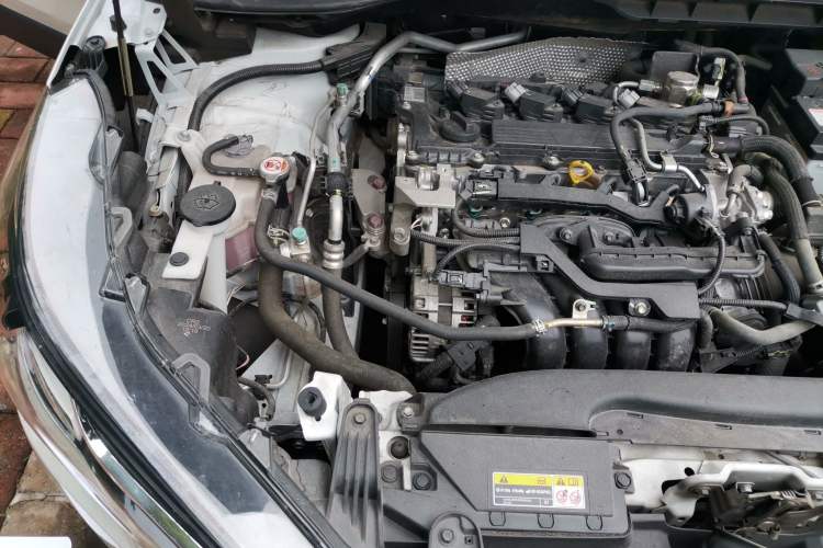 Used Toyota Corolla Cross 2023 2.0L Elite Edition Engine Bay Right