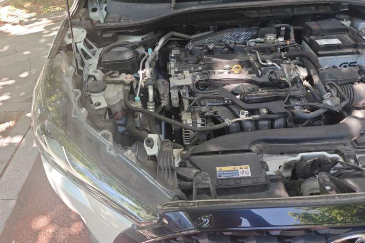 Used Toyota Corolla Cross 2023 2.0L Pioneer Edition Engine Bay Right