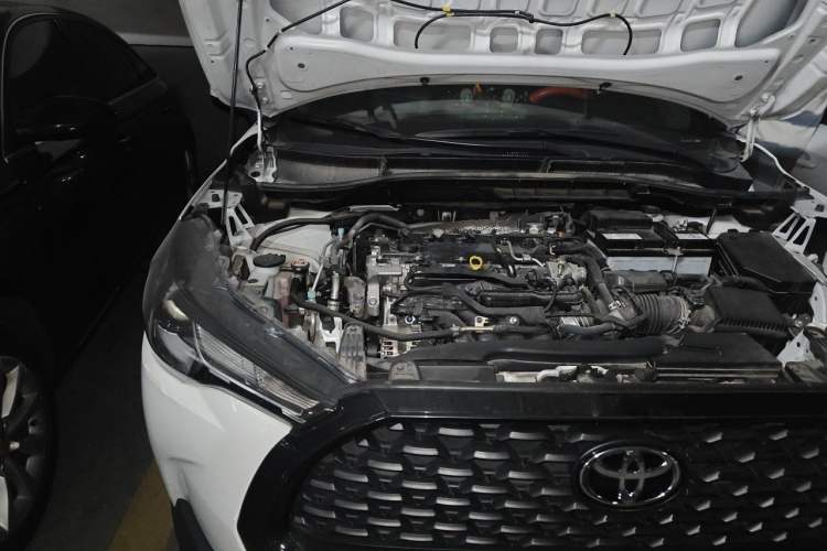 Used Toyota Corolla Cross 2023 2.0L Elite Edition Engine Bay Right