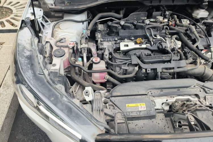 Used Toyota Corolla Cross 2023 Dual-Motor 2.0L Elite Edition Engine Bay Right