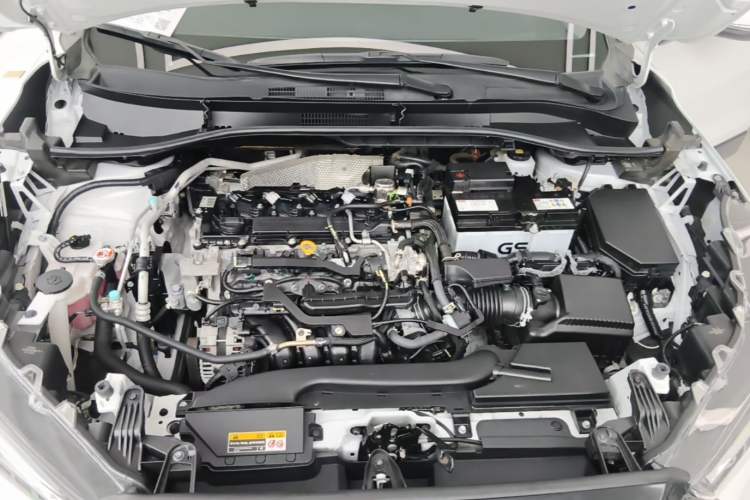 Used Toyota Corolla Cross 2023 2.0L Elite Edition Engine Bay