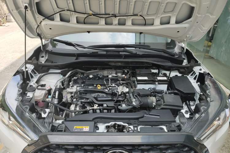 Used Toyota Corolla Cross 2023 2.0L Elite Edition Engine Bay