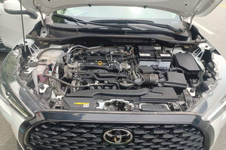 Used Toyota Corolla Cross 2023 2.0L Elite Edition Engine Bay