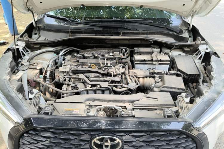 Used Toyota Corolla Cross 2023 2.0L Elite Edition Engine Bay
