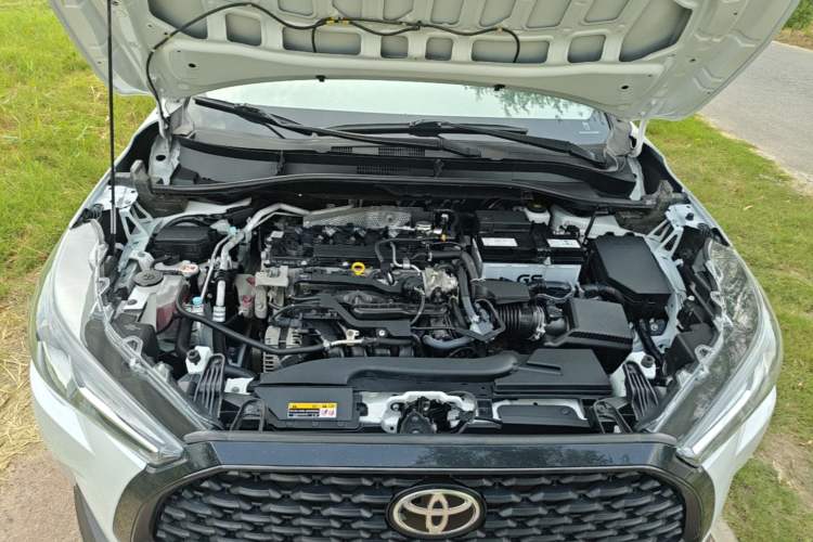 Used Toyota Corolla Cross 2023 2.0L Pioneer Edition Engine Bay