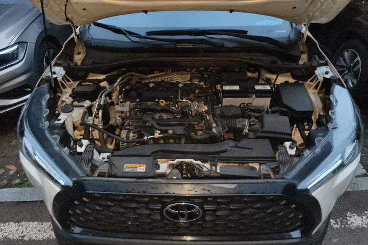 Used Toyota Corolla Cross 2023 2.0L Pioneer Edition Engine Bay