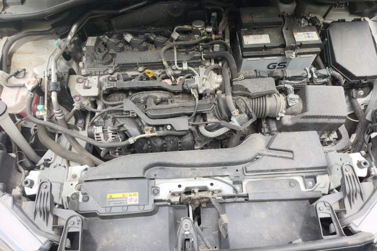 Used Toyota Corolla Cross 2023 2.0L Elite Edition Engine Bay