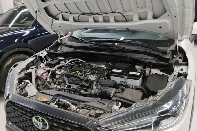 Used Toyota Corolla Cross 2023 2.0L Pioneer Edition Engine Bay