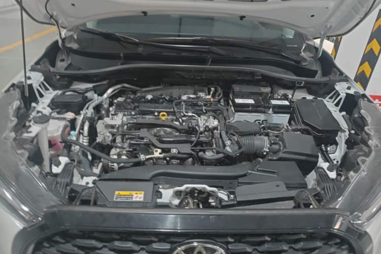 Used Toyota Corolla Cross 2023 2.0L Pioneer Edition Engine Bay