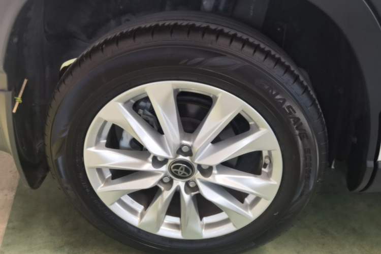 Used Toyota Corolla Cross 2023 Dual-Motor 2.0L Pioneer Edition Exterior 5