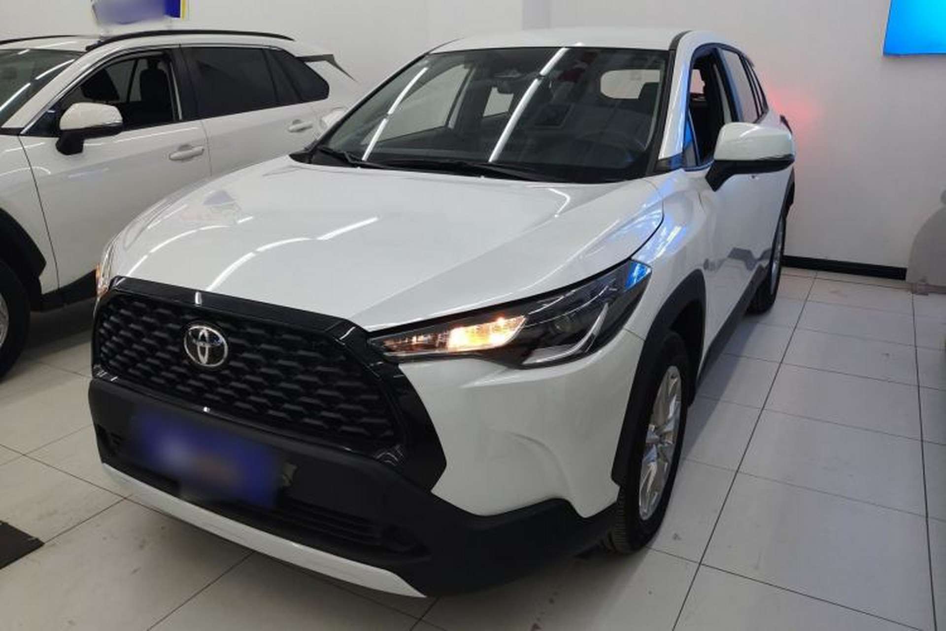 Used Toyota Corolla Cross 2023 2.0L Pioneer Edition Front Left 45 Deg