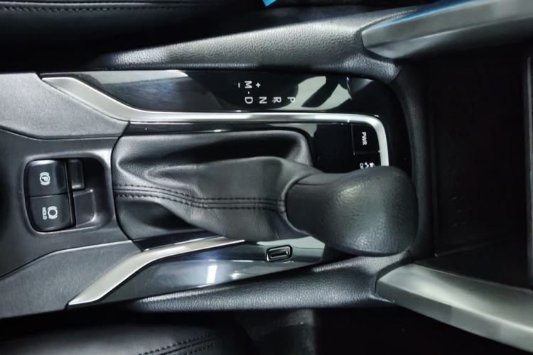 Used Toyota Corolla Cross 2023 2.0L Pioneer Edition Gear Lever