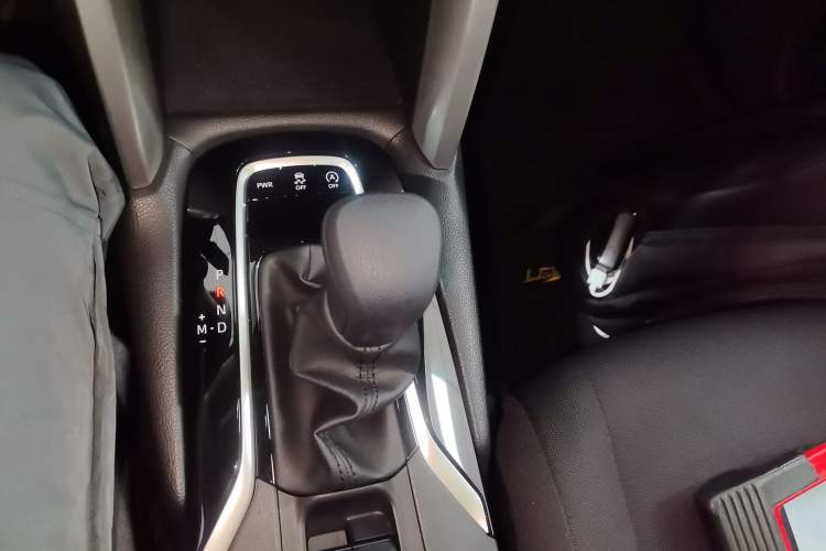 Used Toyota Corolla Cross 2023 2.0L Pioneer Edition Gear Lever