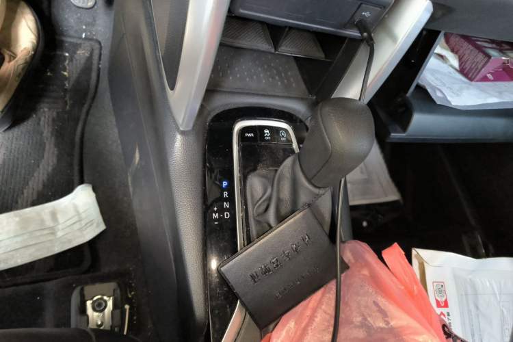 Used Toyota Corolla Cross 2023 2.0L Pioneer Edition Gear Lever