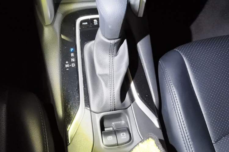 Used Toyota Corolla Cross 2023 2.0L Pioneer Edition Gear Lever