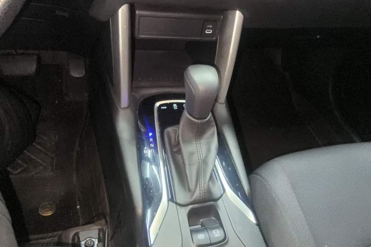 Used Toyota Corolla Cross 2023 2.0L Pioneer Edition Gear Lever