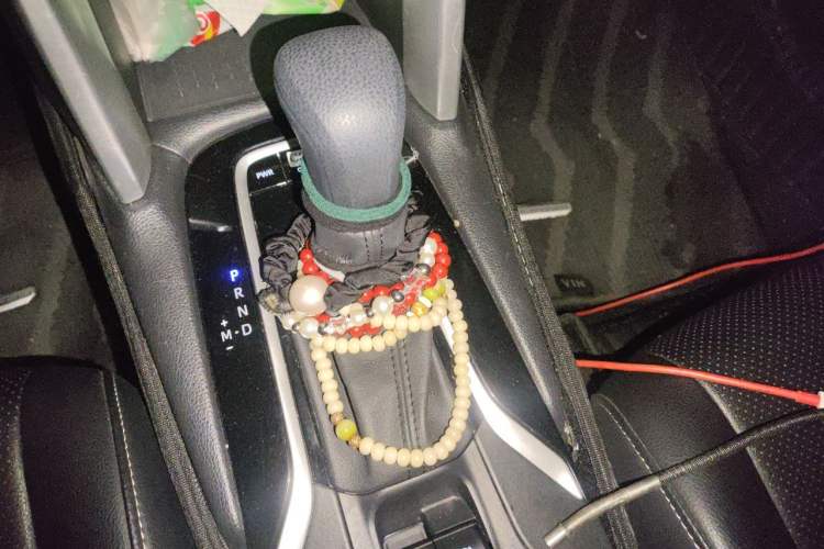 Used Toyota Corolla Cross 2023 2.0L Elite Edition Gear Lever