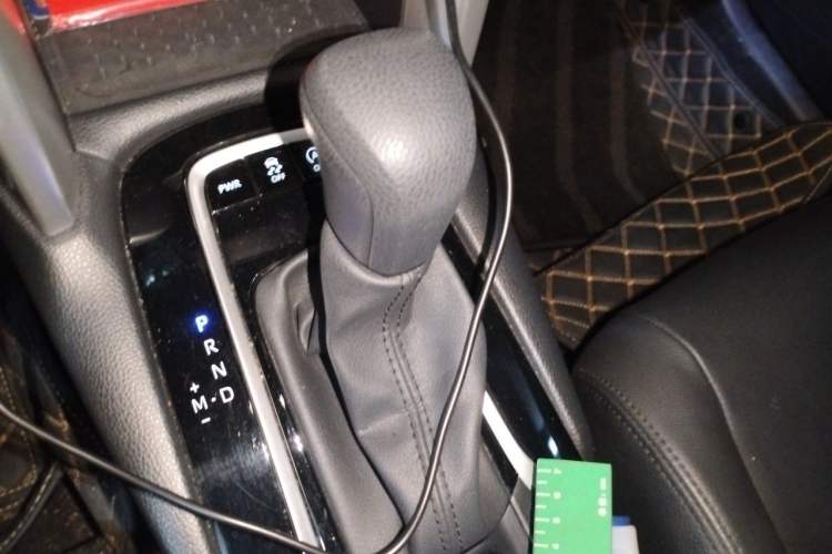 Used Toyota Corolla Cross 2023 2.0L Elite Edition Gear Lever