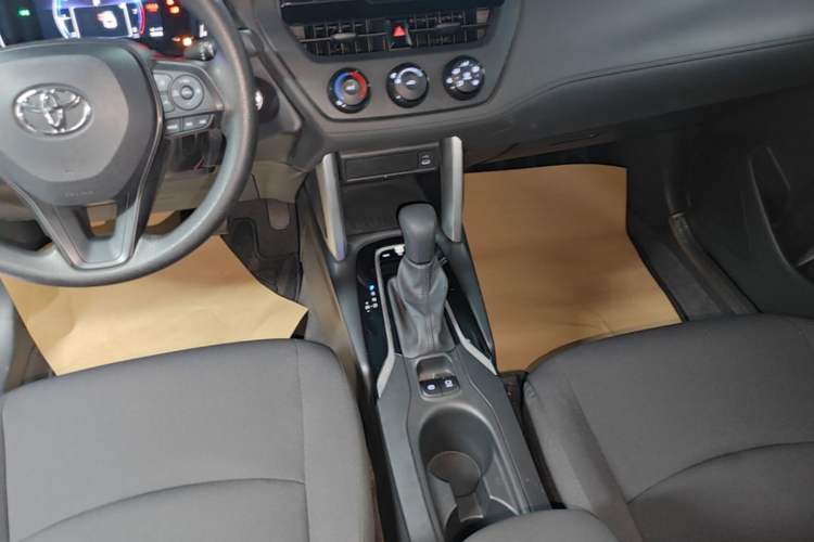 Used Toyota Corolla Cross 2023 2.0L Pioneer Edition Gear Lever