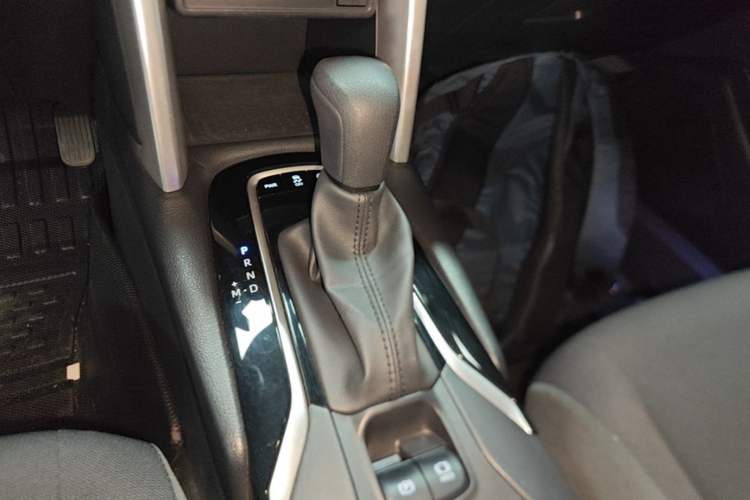 Used Toyota Corolla Cross 2023 2.0L Pioneer Edition Gear Lever