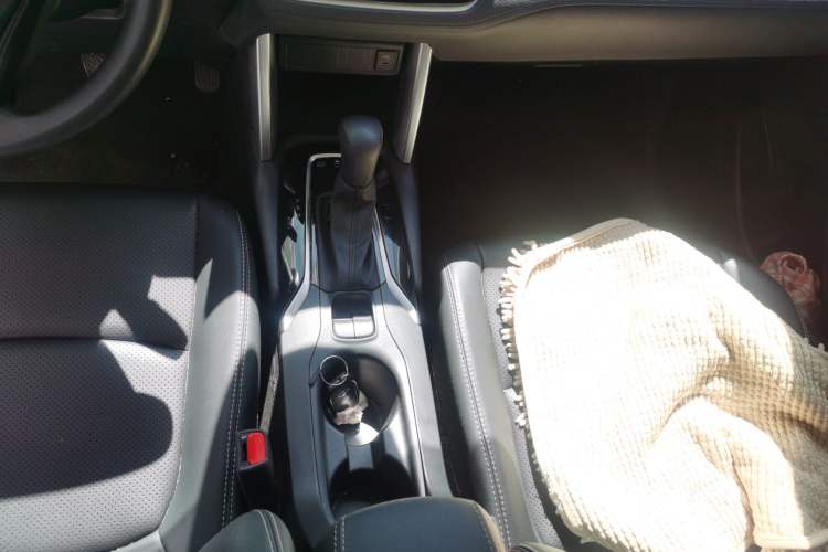 Used Toyota Corolla Cross 2023 Dual-Motor 2.0L Elite Edition Gear Lever
