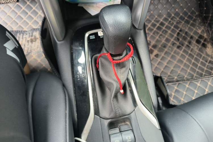 Used Toyota Corolla Cross 2023 Dual-Motor 2.0L Elite Edition Gear Lever
